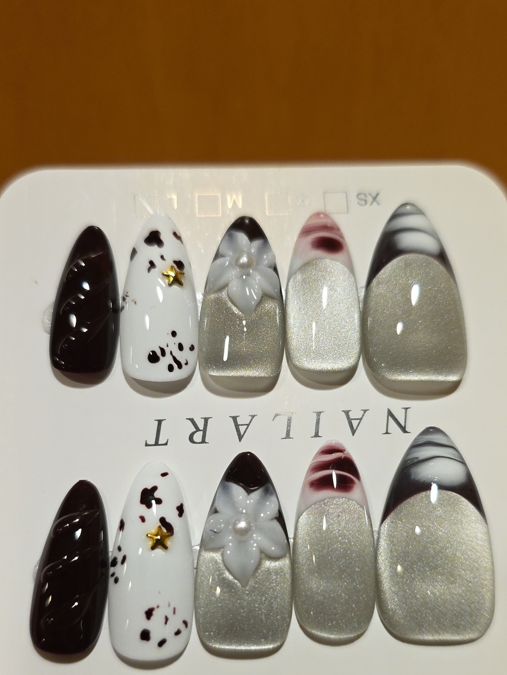 Nail Art Press-On Set – Silver, White & Brown Size Large